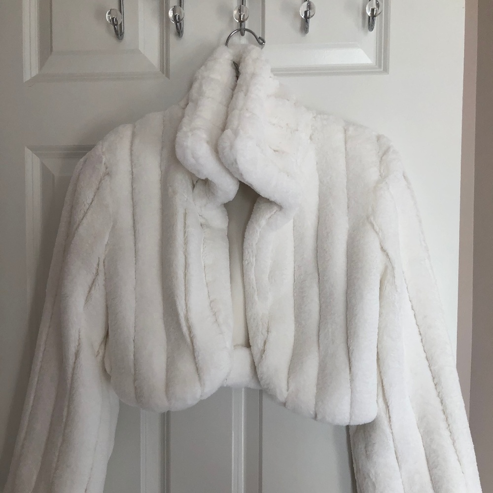 Faux Fur Bridal Jacket, Long Sleeves, Bridal Boler